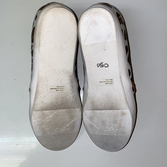 Fun Leopard Print Sneakers - Picture 7 of 8